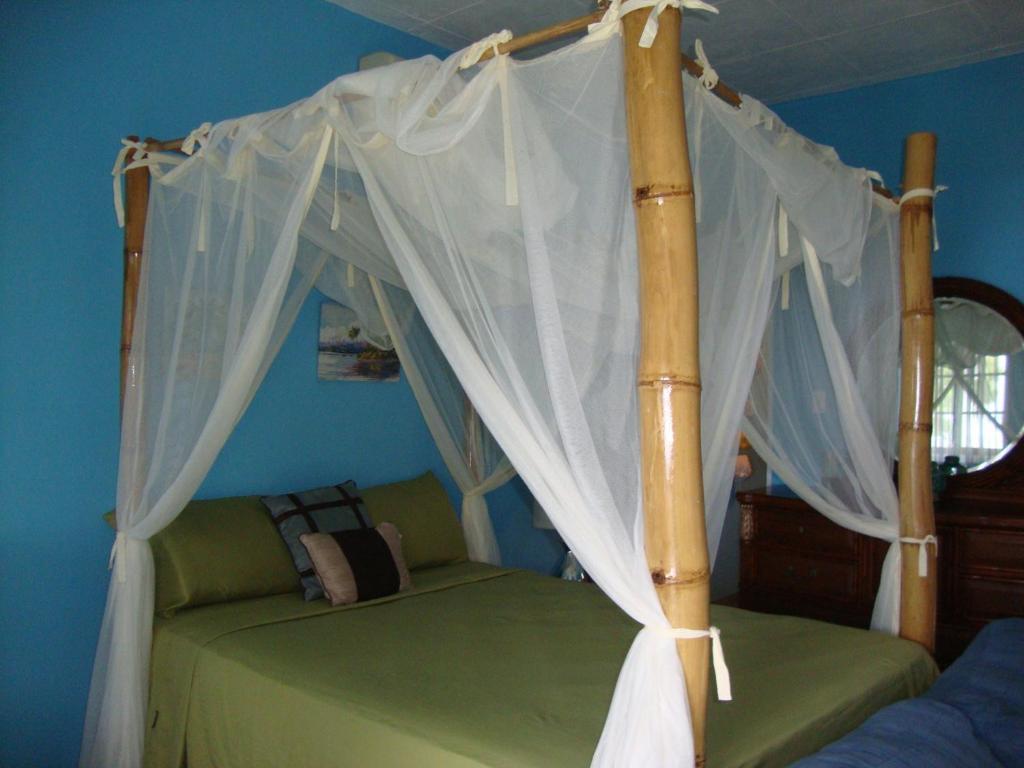 By The Sea Vacation Home And Villa Port Antonio Szoba fotó